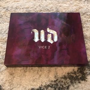 Urban Decay Vice 2 Eyeshadow Palette